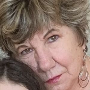 Meet your Posher, Shirley